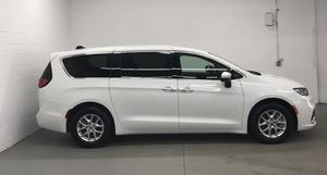Como Nuevo, Chrysler Pacifica Touring L FWD 2023 - Product Image 2