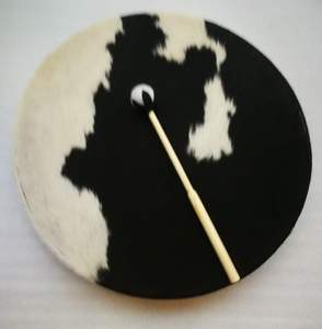 Tambour à main avec tête en peau de vache et corps en cuir, motif noir et blanc à pois, simple couche - Product Image 3