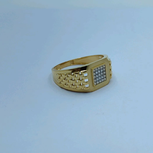 Bague élégante pour homme en or 22 carats avec grappe de diamants carrés et bande texturée, bague de luxe pour un usage quotidien - Product Image 1