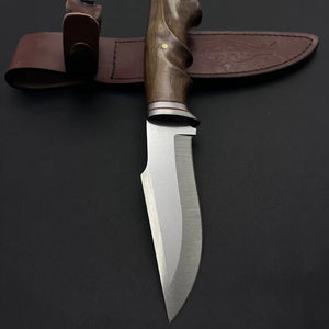 Cuchillo de Caza y Camping Jexa Jexa-HC-166 con Mango de Madera, Acero Inoxidable 4116, Borde Parcialmente Dentado, Multifuncional y Personalizado - Product Image 1
