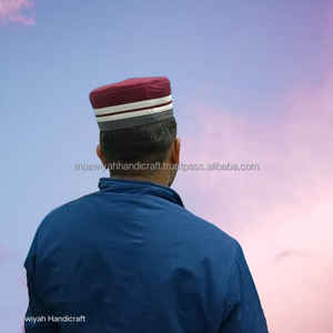 2025 musulman de haute qualité hommes Barkati casquette de prière Namaz Topi Kufi Topi Barkaati tricot Kufi Topi mélanger les couleurs - Product Image 4