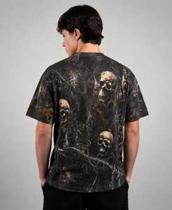 Camiseta con Estampado de Calavera y Camuflaje: Camiseta Gráfica de Estilo Salvaje Oscuro para Hombre, Diseño de Calavera Audaz con Estampado de Camuflaje Inspirado en la Naturaleza, Ropa Urbana Moderna - Product Image 4
