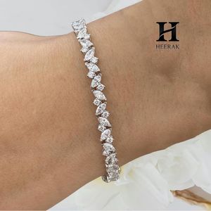 สร้อยข้อมือเทนนิสประดับเพชรทรงโค้งและพลอยกลมสลับกันเครื่องประดับทอง18K - Product Image 1