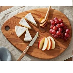 Planche à découper en bois de manguier pour légumes ou fruits, aspect exceptionnel, article de cuisine. - Product Image 1