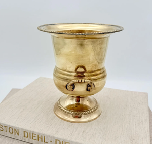 Handmade Modern Aluminium Eco-Friendly Decorative Tabletop <b>Vase</b> Gold <b>vase</b> for Christmas Banquets Lounges Elegant Luxury Design - Product Image 5