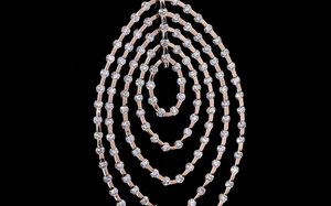 Colgante nupcial de diamante cultivado en laboratorio con diseño de hoja en espiral |   Joyería Fina Moderna y Elegante para Mujer |   Joyería Contemporánea para Uso Diario - Product Image 2