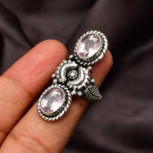 Anillo de Kunzita Rosa Hecho a Mano, Plata de Ley 925, Joyería con Piedras Preciosas, Anillo de Piedra Rosa Natural para Mujer, Regalo de Piedra de Nacimiento - Product Image 6