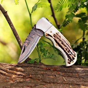 Couteau pliant artisanal en cuivre damas, ultra-affûté, avec manche en corne de cerf, personnalisable OEM/ODM, vente directe usine, couteaux de poche EDC - Product Image 1