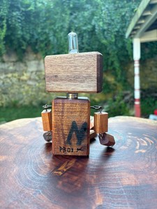 Figurine de robot en bois artisanale, décoration moderne pour bureau, accessoire pour tableau de bord de voiture, décoration d'intérieur, cadeau - Product Image 5