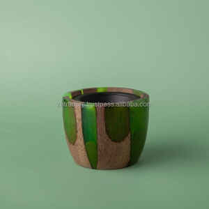 เตาเผาเครื่องหอมไม้เรซิ่นแบบอาหรับทำมือ พร้อมฝาปิดอีพ็อกซี่ดีไซน์พิเศษ สำหรับบาคูร์ โอด และสร้างบรรยากาศทางจิตวิญญาณที่หรูหรา - Product Image 3