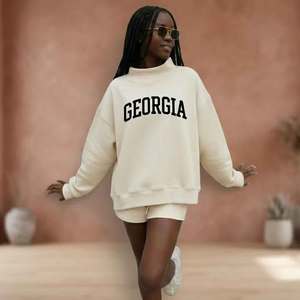 Sweat-shirt oversize réversible imprimé à col montant et manches longues en polaire pour femme, style streetwear, personnalisable - Product Image 1