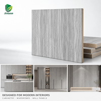 XT2065 Placage bois MDF moderne aspect bois vieilli argenté, écologique, sans formaldéhyde E0, imperméable et ignifuge pour usage hôtelier