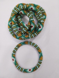 Pulseras Románticas con Borlas de Cuentas de Vidrio Verde para Niños, Regalo y Artesanía Asthamangal - Product Image 5
