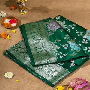 Exquisito Saree Banarasi Meenakari Hecho a Mano con Tela de Seda Chinya Pura, Diseño Floral Pastel Tradicional, Trabajo Jaal de Primera Calidad - Product Image 1