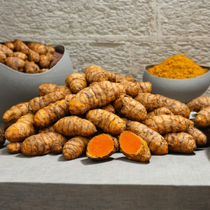 Bulbes de curcuma (qualité export) entiers, racines longues, séchés au soleil et polis, haute qualité, 100% naturels, teneur en curcumine de 2,6% et plus - Product Image 3