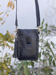 กระเป๋าหนังสะพายข้างขนสัตว์แท้แบบมือแกะสลักลายหินเทอร์ควอยซ์กระเป๋าใส่โทรศัพท์ขนาดเล็กและกระเป๋าถือกระเป๋าคล้องข้อมือ - Product Image 4