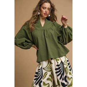 Umgee Blusa con textura texturizada y mangas abullonadas para mujer, color OLIVE, talla S, 302g - Product Image 4