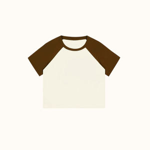Crop top tendance pour jeunes filles et femmes, t-shirt court de marque pour l'été, tee-shirt élégant et sportif pour filles adultes. - Product Image 5