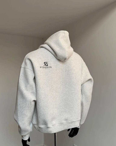 Fournisseur de sweats à capuche de luxe avec strass pour la personnalisation de marques, destiné aux vêtements de mode haut de gamme et à la production de vêtements sous marque privée - Product Image 3