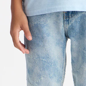 Jeans Azules Clásicos de Corte Recto, Prenda Duradera de Alta Calidad / Material Transpirable y Cómodo para un Ajuste Relajado y Diseño Casual - Product Image 2
