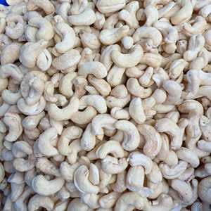 Hot Sale Cashew Nuts Ws, Ww180 Cashew Nut Moisture Below 4.8% From Vietnam Private Label Packaging Available - Product Image 1