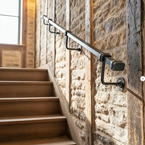Rampe d'escalier murale en fer forgé inoxydable – Design minimaliste, résistant à la rouille - Product Image 2