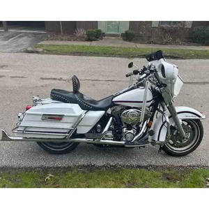 Harley-Davidson Road King FLHR 2005 d'occasion, Cruiser intemporel, confort et robustesse, finition chromée, à vendre - Product Image 1