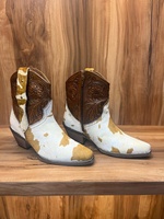 Bottines occidentales de style rustique avec des bottines sculptées pour femmes Bottes fabriquées en Inde en cuir véritable