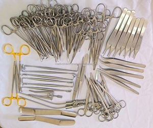 Ensemble de 72 instruments chirurgicaux pour chirurgie générale, kit chirurgical en acier inoxydable, certifié CE ISO, fournisseur en gros OEM ODM, manuel inclus - Product Image 3