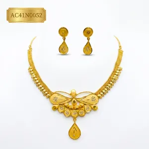 Ensemble collier et boucles d'oreilles en laiton plaqué or, design goutte d'eau, chaîne à maillons, style classique, bijoux tendance pour femmes, mariage - Product Image 2