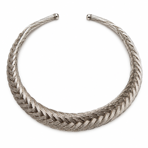 Collar trenzado de latón en tono plateado, diseño de gargantilla de cuerda tejida, joyería llamativa, accesorios de moda al por mayor - Product Image 1