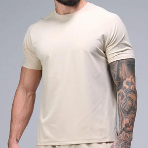 T-shirts personnalisables pour hommes, respirants, 180 g/m², 100 % coton, design uni, coupe athlétique, taille standard - Product Image 2