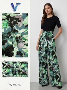 Tissu Charmeuse Imprimé Floral 8027 100% Polyester pour Vêtements Féminins, Matière pour Pantalons, Largeur 58/60 Pouces, Extensible, Léger, 60 g/m² - Product Image 1