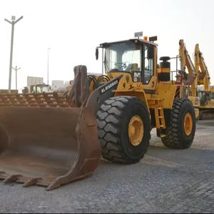 Chargeuse sur pneus Volvo L220F de qualité supérieure avec moteur diesel, hydraulique HYDAC et contrôle PLC - Moteur, pompe et engrenages à haut rendement - Product Image 1