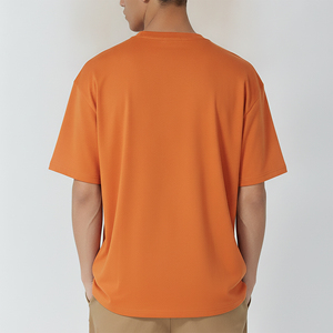 เสื้อยืดคอกลมโอเวอร์ไซส์ทรงหลวม ผ้าฝ้าย 100% หนัก 220 กรัม สำหรับผู้ชาย ขายส่ง รับสกรีนโลโก้  แบบยาวพิเศษ เป็นมิตรต่อสิ่งแวดล้อม - Product Image 4