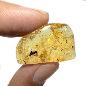 Pierre précieuse brute d'ambre baltique 16 carats, insectes fourmis, ambrage naturel, pierre en vrac pour la fabrication de bijoux, taille 30x20x10 mm - Product Image 1
