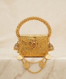 Bolso de mano para boda, chapado en oro, hecho a mano, redondo, tallado, artesanía Tayyab, F S International, de Uttar Pradesh - Product Image 6