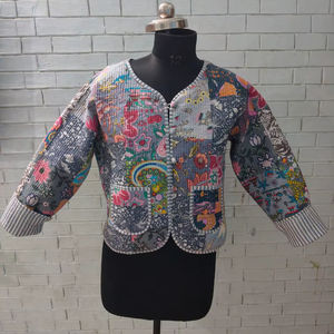 Chaqueta Reversible de Invierno Unisex, Hecha a Mano con Parches Kantha, Diseño Floral, Algodón Orgánico Indio, Precio al por Mayor - Product Image 1