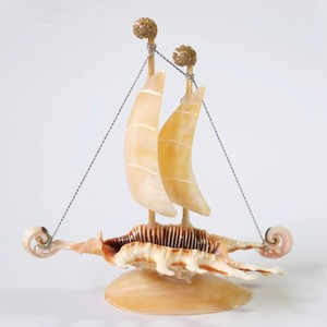 Modèle de navire porte-conteneurs en coquillages, décoration nautique, prix bas, figurine miniature de bateau en coquillages - Product Image 4