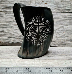 Mug à boire en corne de buffle - Écologique, naturel, fait main, taille personnalisable, design moderne - Product Image 1