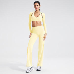Ensemble de yoga et d'entraînement personnalisé OEM pour femme – Soutien-gorge de sport respirant, extensible, froncé, uni, à bretelles halter et dos nu, avec taille haute à l'avant - Product Image 6
