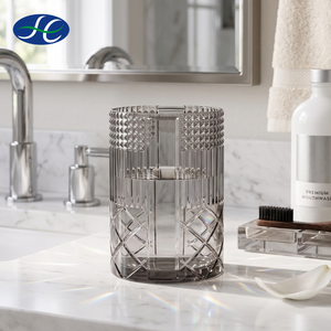 Juego de Accesorios de Baño de Lujo de Cuatro Piezas de Acrílico Gris Estilo Europeo, Duradero y de Alta Calidad, con Vaso Kate - Product Image 1