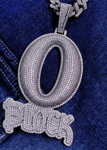จี้เงินแท้ 925 ประดับเพชรโมอิสซาไนต์ทรง O แบบ Iced Out สร้อยคอจี้ตัวอักษรแบบกำหนดเอง เครื่องประดับฮิปฮอป ของขวัญ - Product Image 6