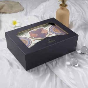 Elegante Caja de Regalo Reciclable de Lujo con Estampado Dorado de los 12 Signos del Zodiaco, Logotipo Personalizado, Forro de Esponja, Papel Kraft para Ocasiones Especiales - Product Image 2