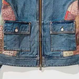 Veste en jean zippée pour homme, coupe régulière, couleur unie, style streetwear urbain, design multi-poches, tendance. - Product Image 3