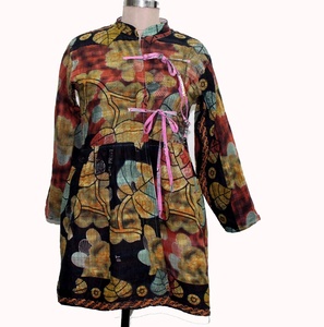 Chaqueta de algodón acolchada Kantha Vintage grande para mujer, chaqueta hecha a mano para mujer, tejida, transpirable, larga para temporada de otoño - Product Image 1