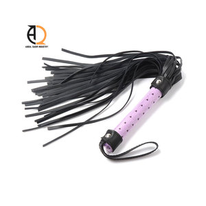 Fouet en cuir léger pour adultes, fouet artisanal en cuir - Product Image 4
