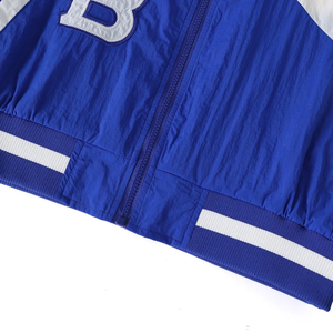 เสื้อแจ็คเก็ตบอมเบอร์แบบมีซิปเต็มตัว สีฟ้ารอยัลบลู ลายพิมพ์สีขาว คอตั้ง น้ำหนักเบา กันลม มีกระเป๋าหน้า ไซส์พลัส - Product Image 5