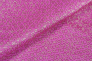 Tela Brocada Floral Elegante de Poliéster para Vestidos de Diseñador, Trajes Étnicos y Proyectos Decorativos - Product Image 3