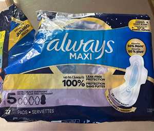 Meilleurs serviettes hygiéniques féminines Always Maxi pour femmes, taille 5 avec ailettes, non parfumées, absorption extra forte pour la nuit, 36 unités - Product Image 1